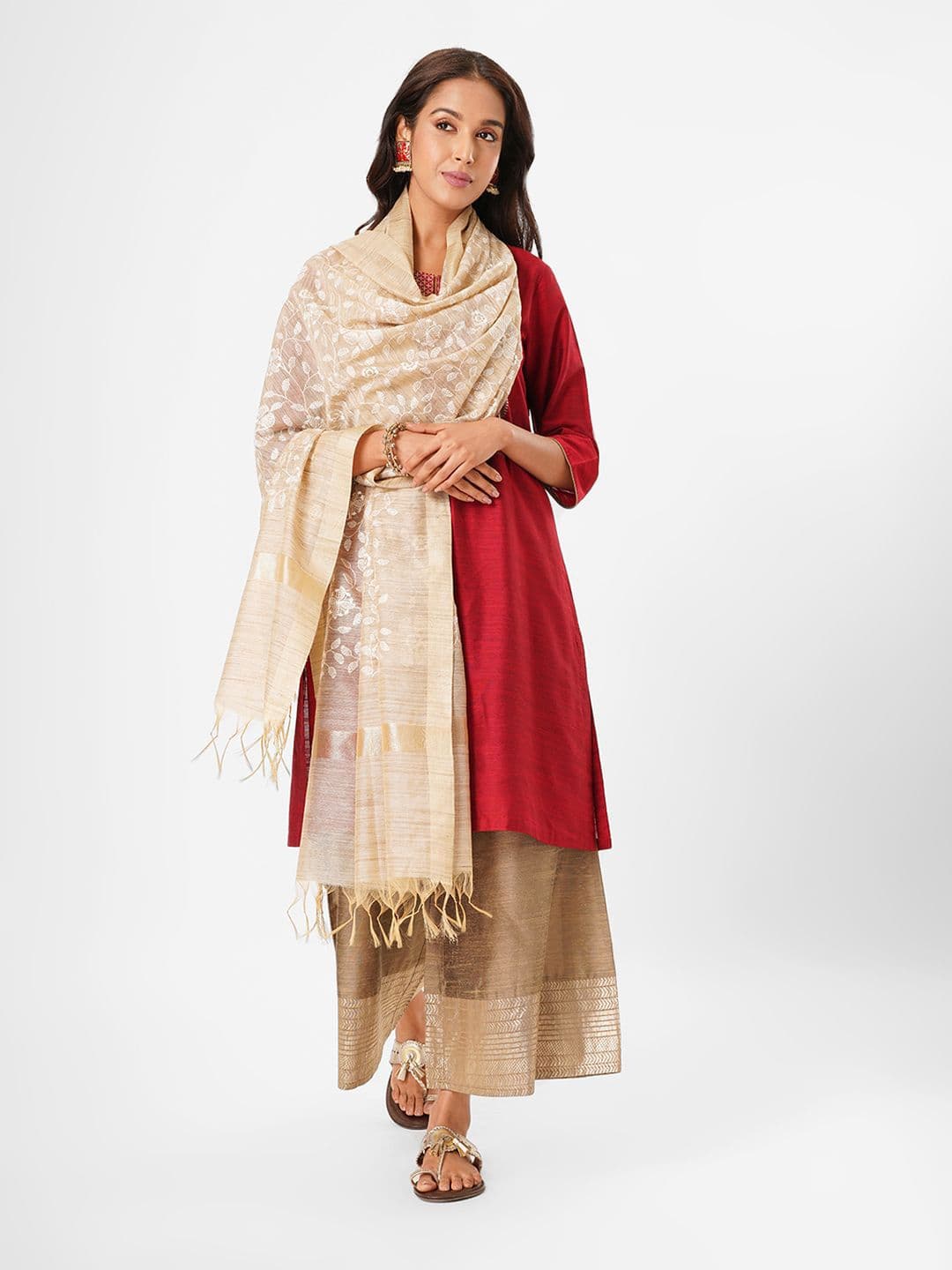 RANGMANCH BY PANTALOONS Floral Embroidered Thread Work Dupatta - view 1