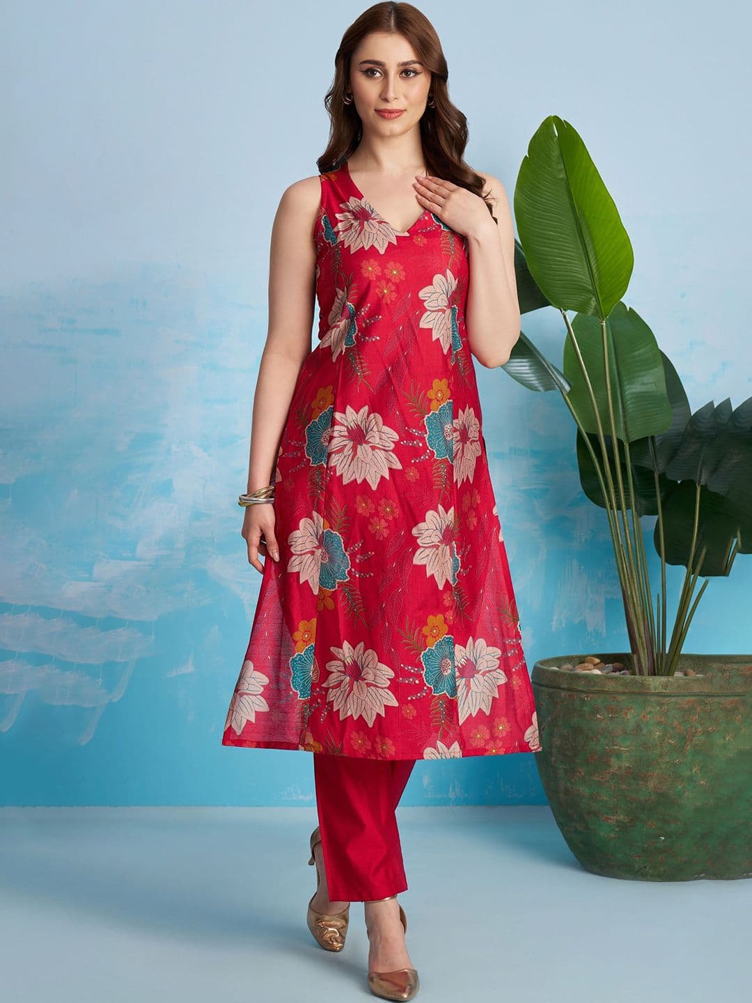 FLOWERVELLY Floral Printed V-Neck Straight Kurta With Trouser - view 1