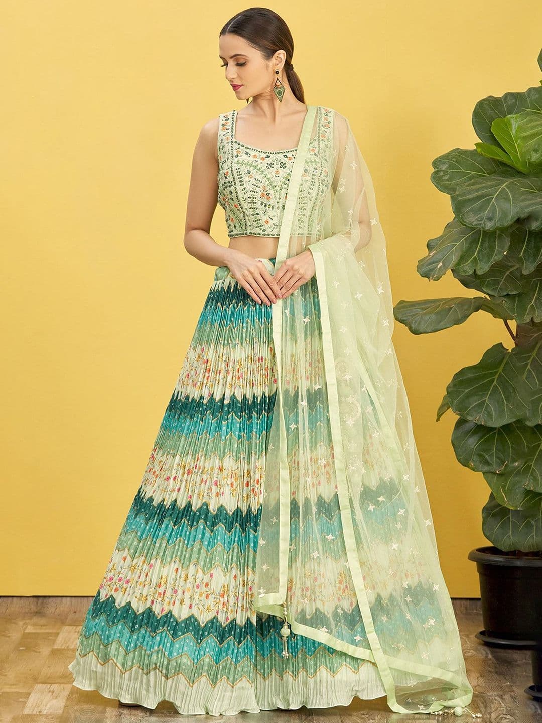 ETHNIC PLUS Women Embroidery Green Sequinned Semi-Stitched Lehenga & Unstitched Blouse With Dupatta - view 1