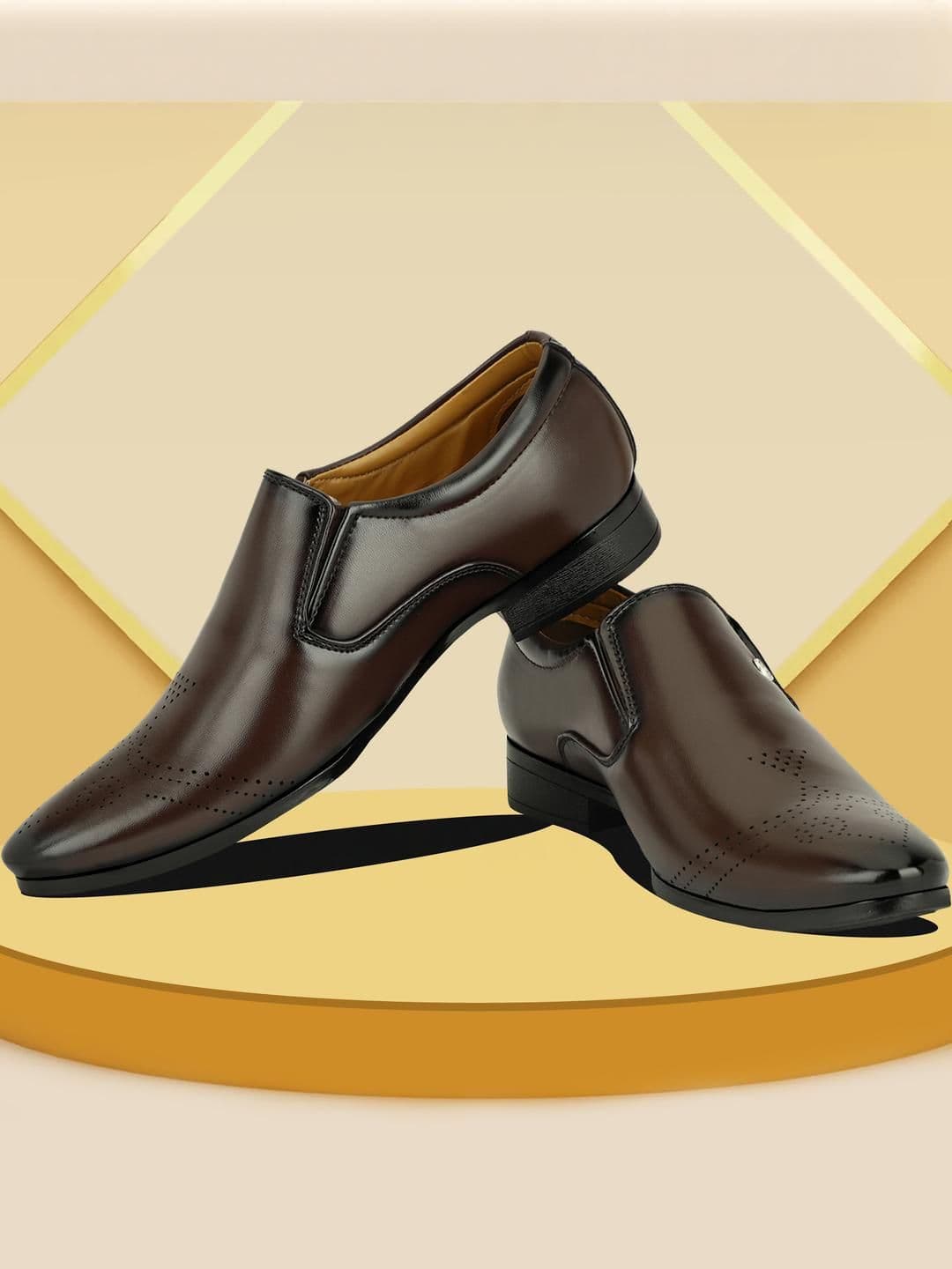 Blue Horse Men Brown Synthetic Leather Formal Shoes - view 1