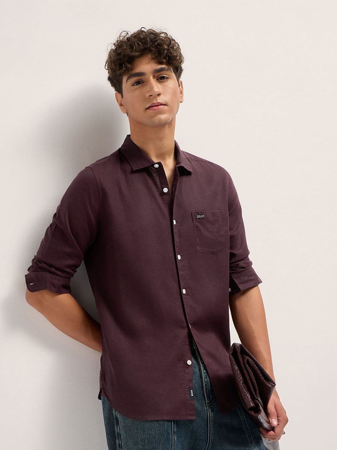THE BEAR HOUSE Men Slim Fit Solid Spread Collar Casual Shirt - view 1