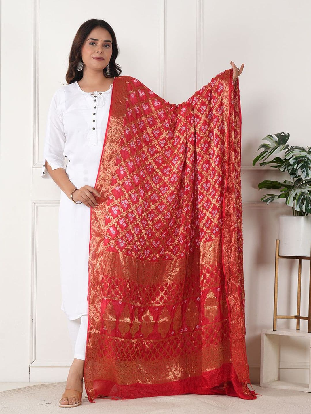 ZOOMBIE Bandhani Printed Zari Dupatta - view 1
