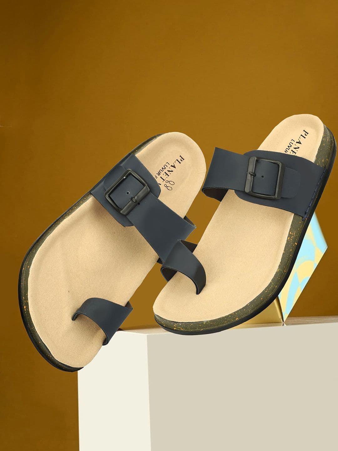 PLANET WALK Men Slip On Comfort Sandals - view 1