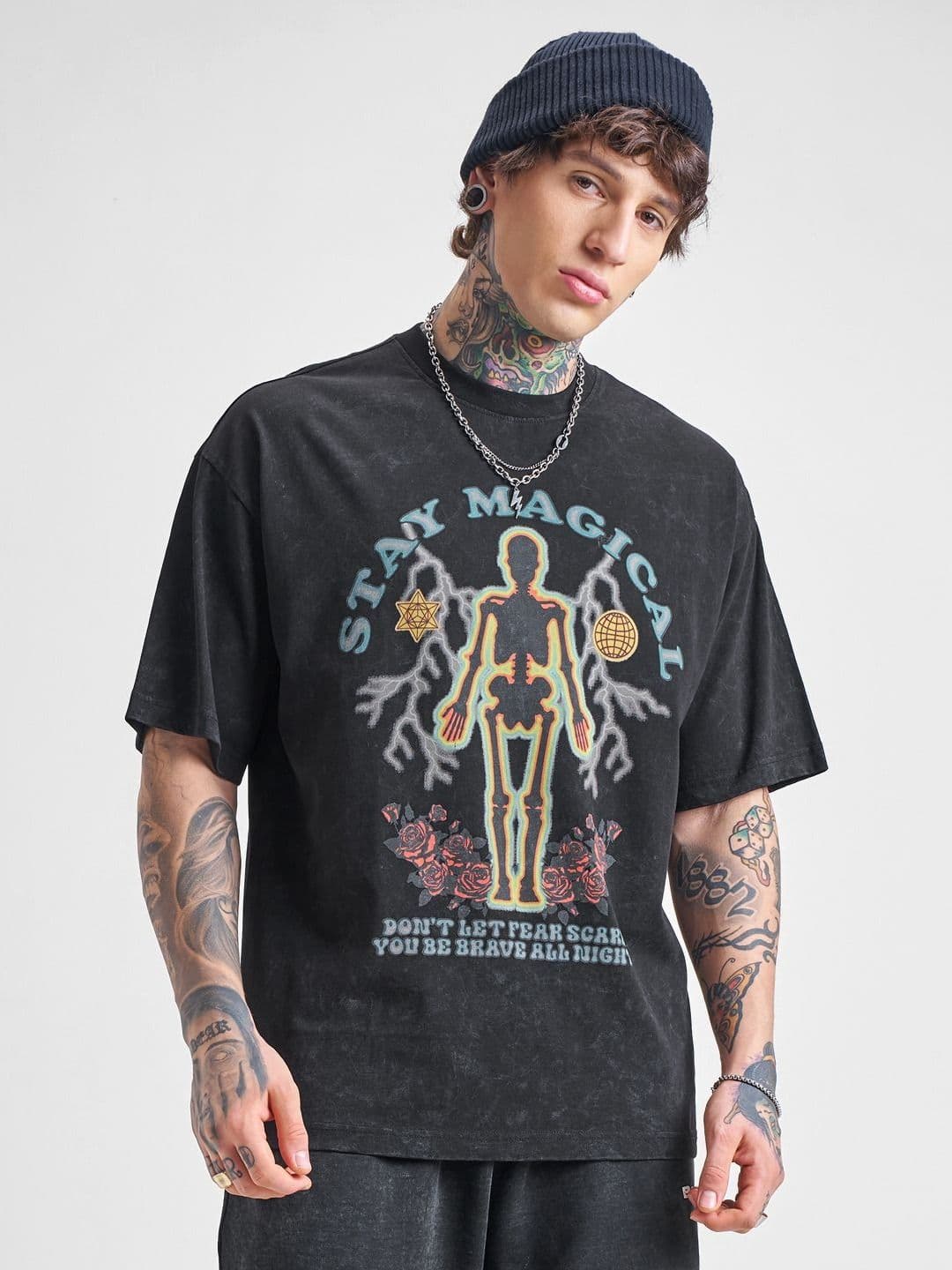 HIGHLANDER Graphic Printed Drop-Shoulder Sleeves Oversized Cotton T-shirt - view 1