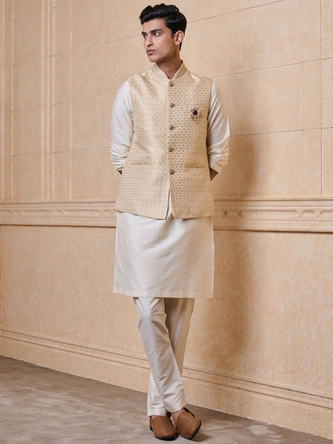 Tasva Men Woven Design Nehru Jacket - view 1