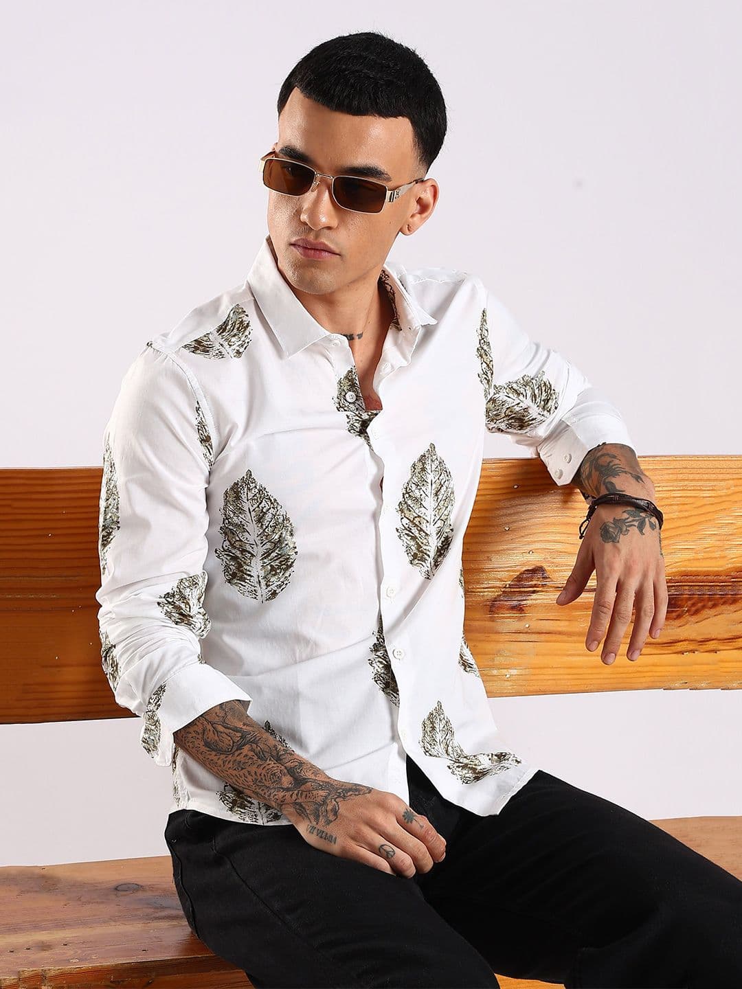 HERE&NOW Men Slim Fit Floral Printed Spread Collar Casual Shirt - view 1