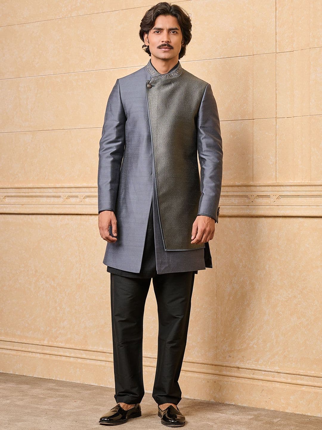 Tasva Embroidered Sherwani Set