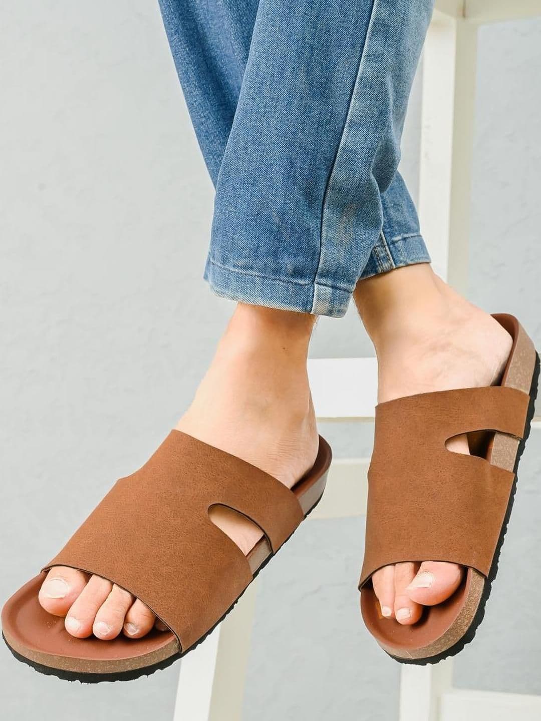 Appelon Men Tan Sandals - view 1