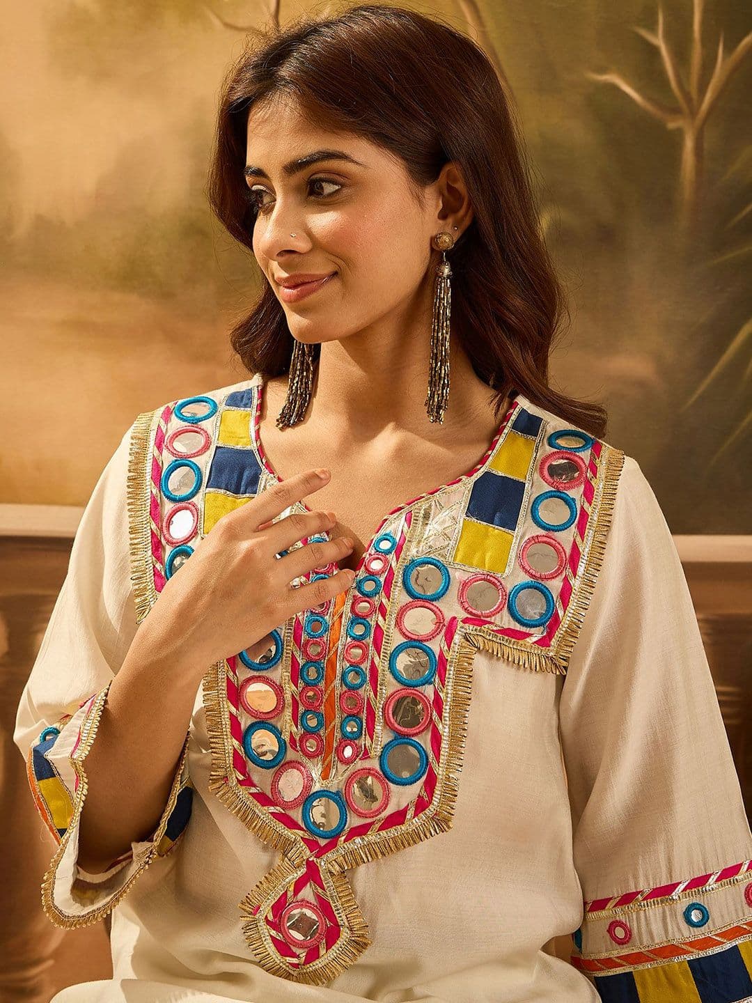 Sangria Floral Embroidered Round Neck Thread Work Straight Kurta With Trousers & Bag - view 1