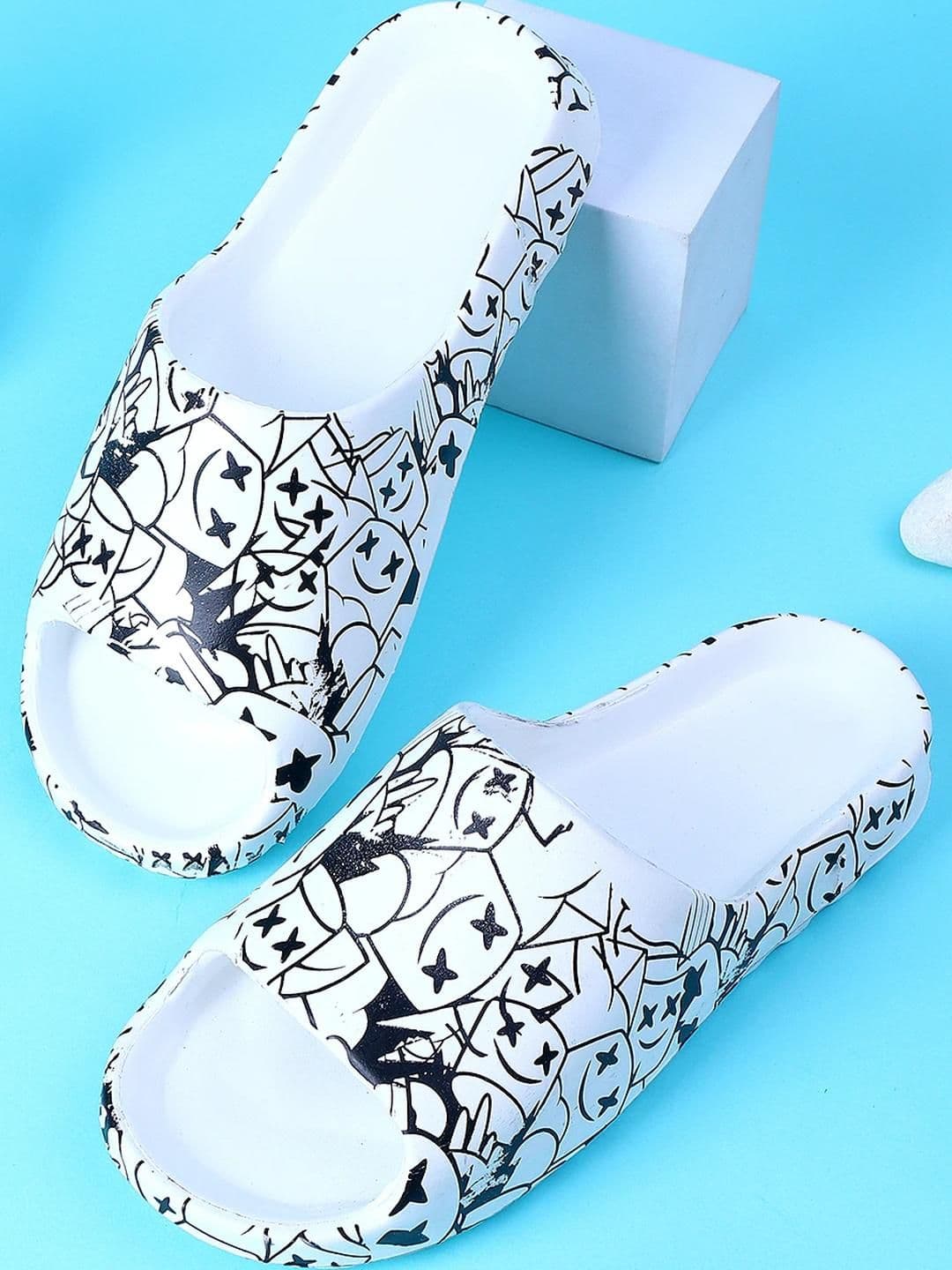 Pampy Angel Men White Flip Flops - view 1