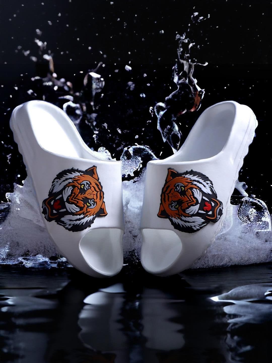 Pampy Angel Men White Flip Flops - view 1