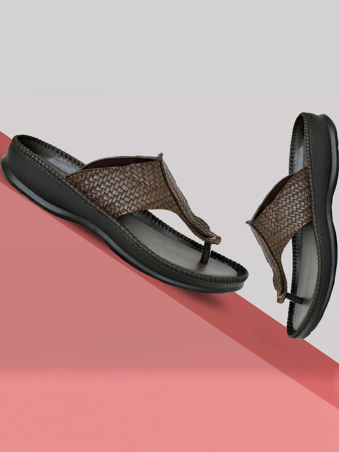 Bizazo Men Tan Flip Flops - view 1