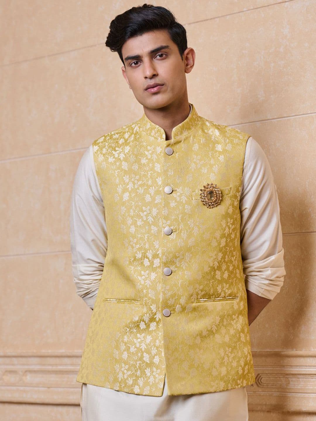 Tasva Woven Design Jacquard Single Bundi Nehru Jacket - view 1