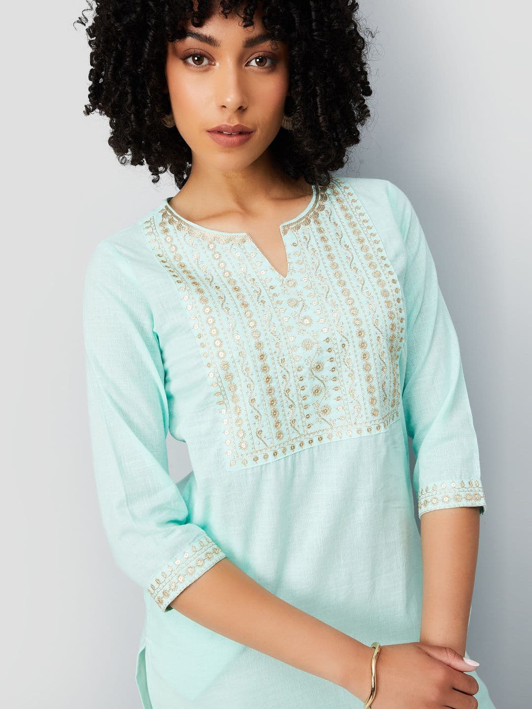max Floral Embroidered Thread Work Cotton Straight Kurta - view 1