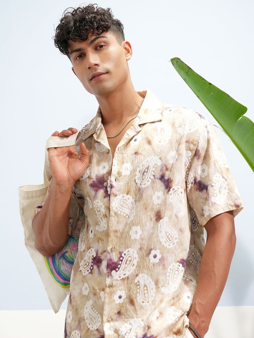 HIGHLANDER Men Relaxed Fit Floral Printed Cuban Collar Casual Shirt - view 1