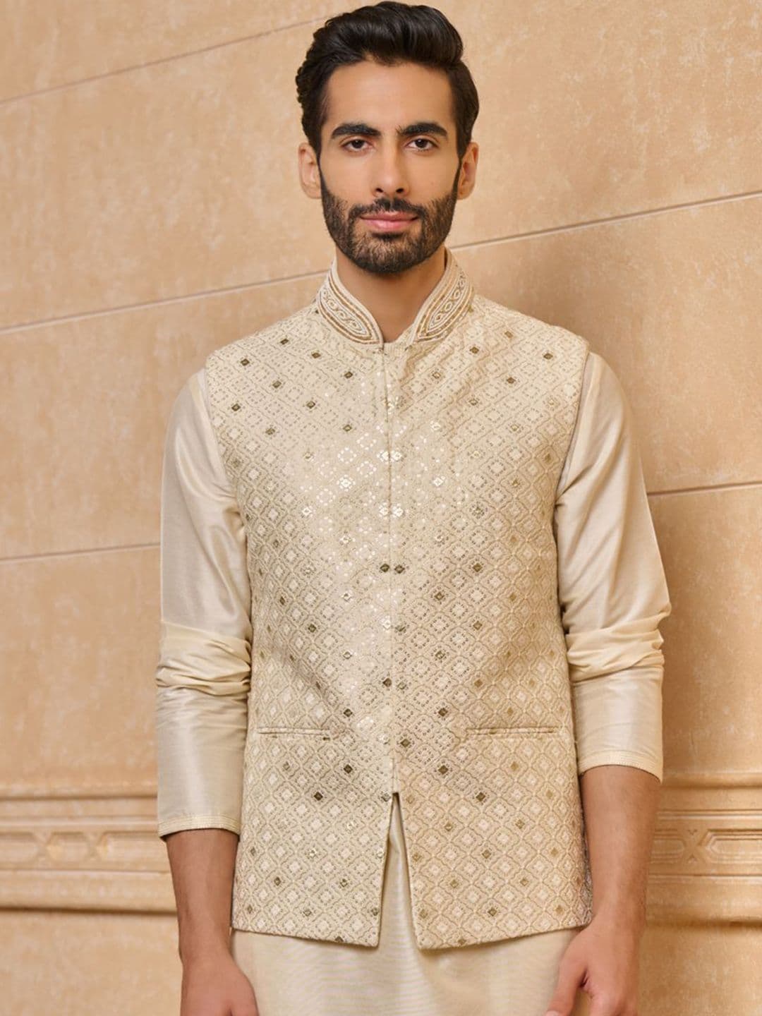 Tasva All Over Embroidered Single Bundi Nehru Jacket - view 1