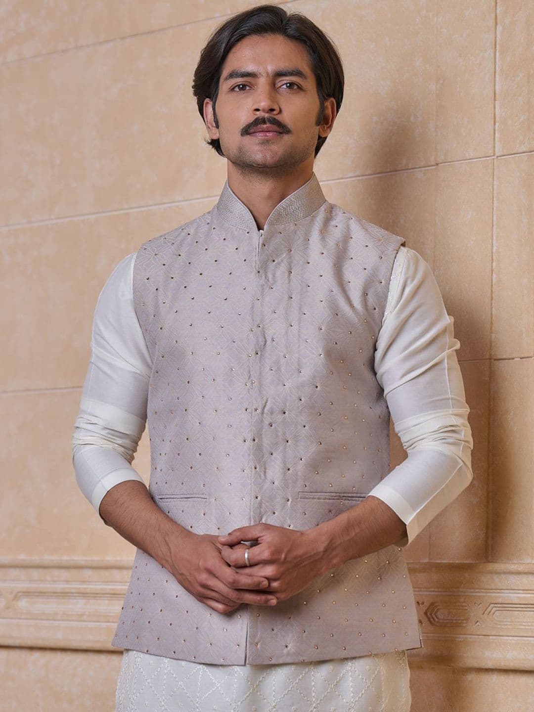 Tasva Woven Design Embellished Single Bundi Nehru Jacket - view 1
