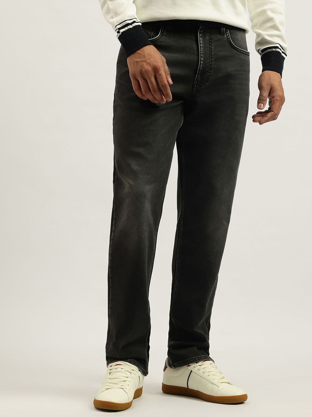 United Colors of Benetton Men Relaxed Fit Mid-Rise Jeans - view 1