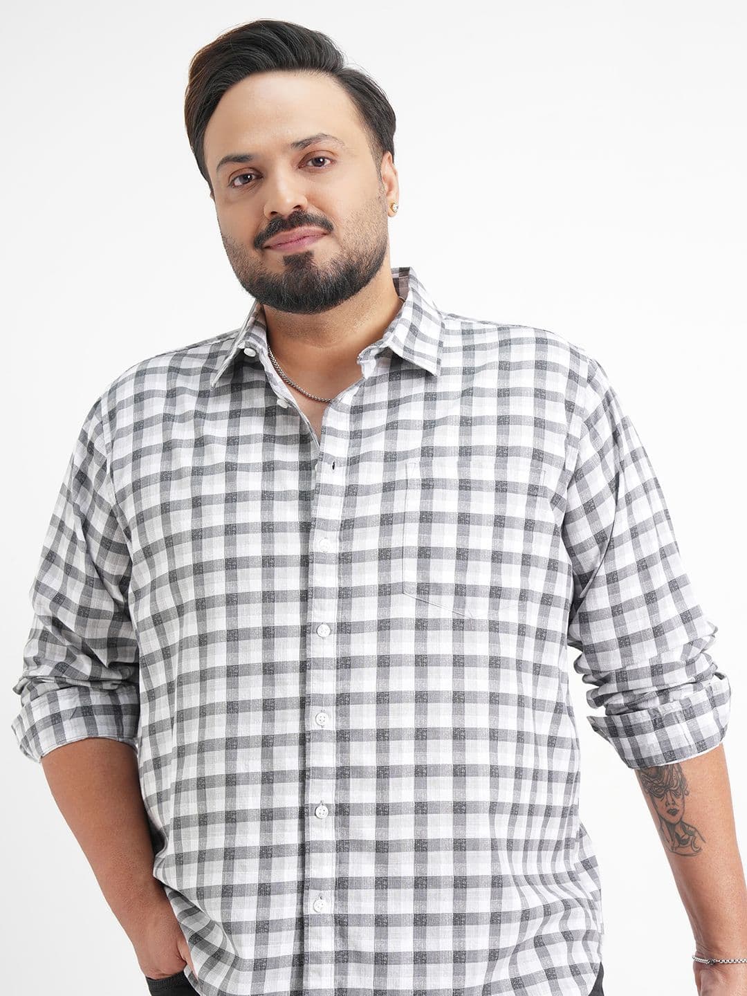 HIGHLANDER Men Buffalo Checked Spread Collar Cotton Casual Shirt - view 1