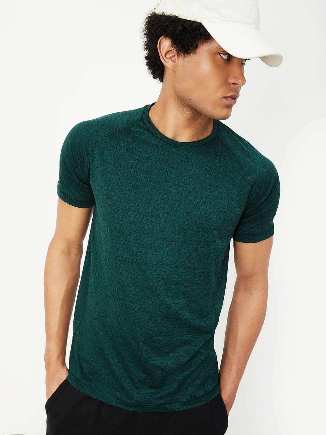 max Round Neck Raglan Sleeves T-shirt
