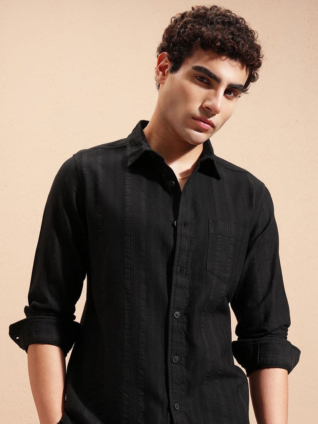 HIGHLANDER Slim Fit Textured Cutaway Collar Cotton Casual Shirt - view 1
