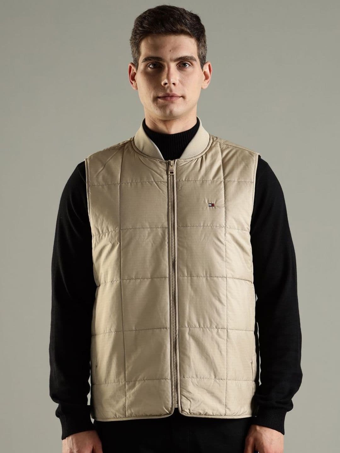 Tommy Hilfiger Stand Collar Sleeveless Quilted Jacket - view 1