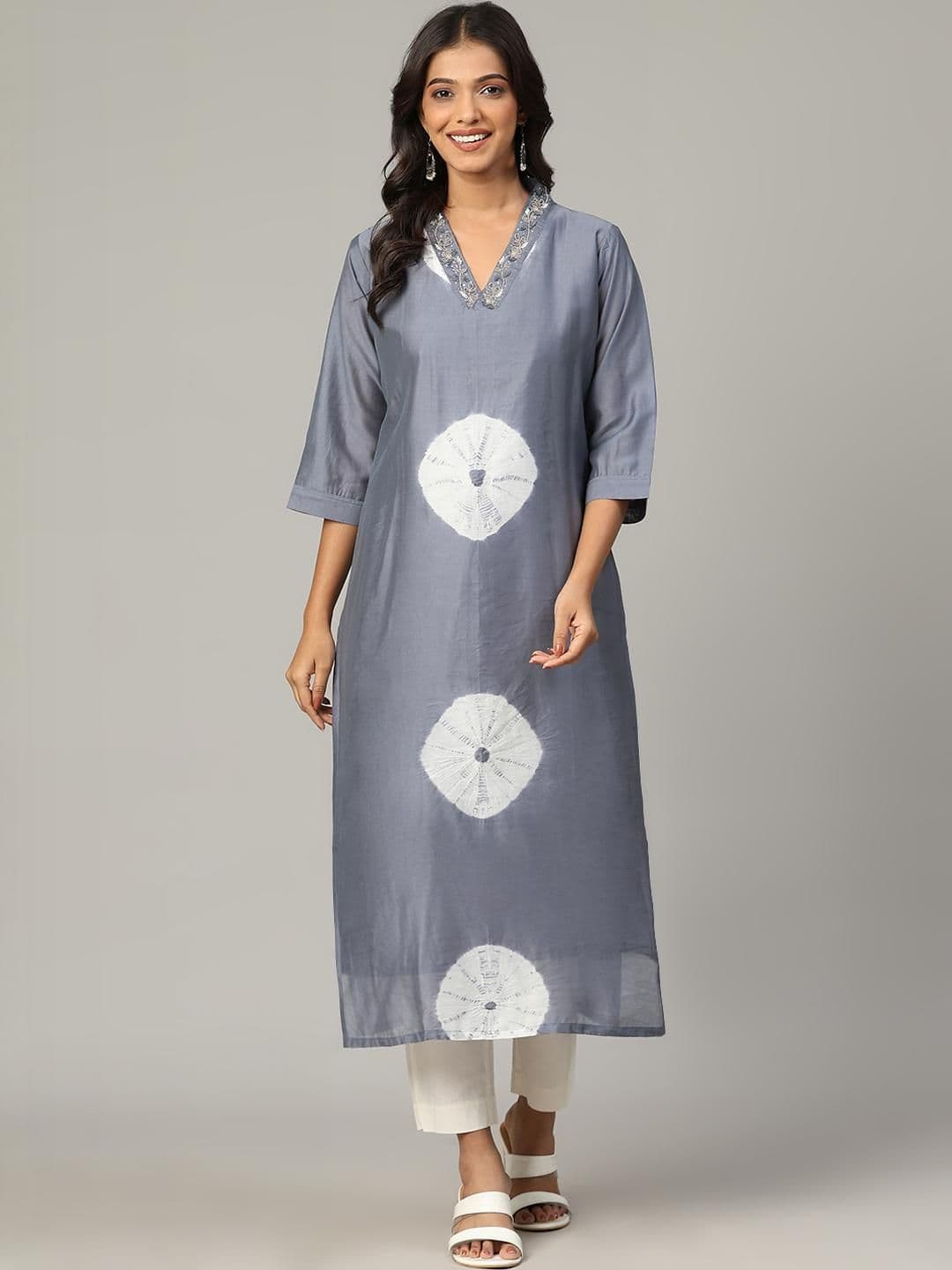 4u Fashion Women Bandhani Chanderi Silk Kurta - view 1
