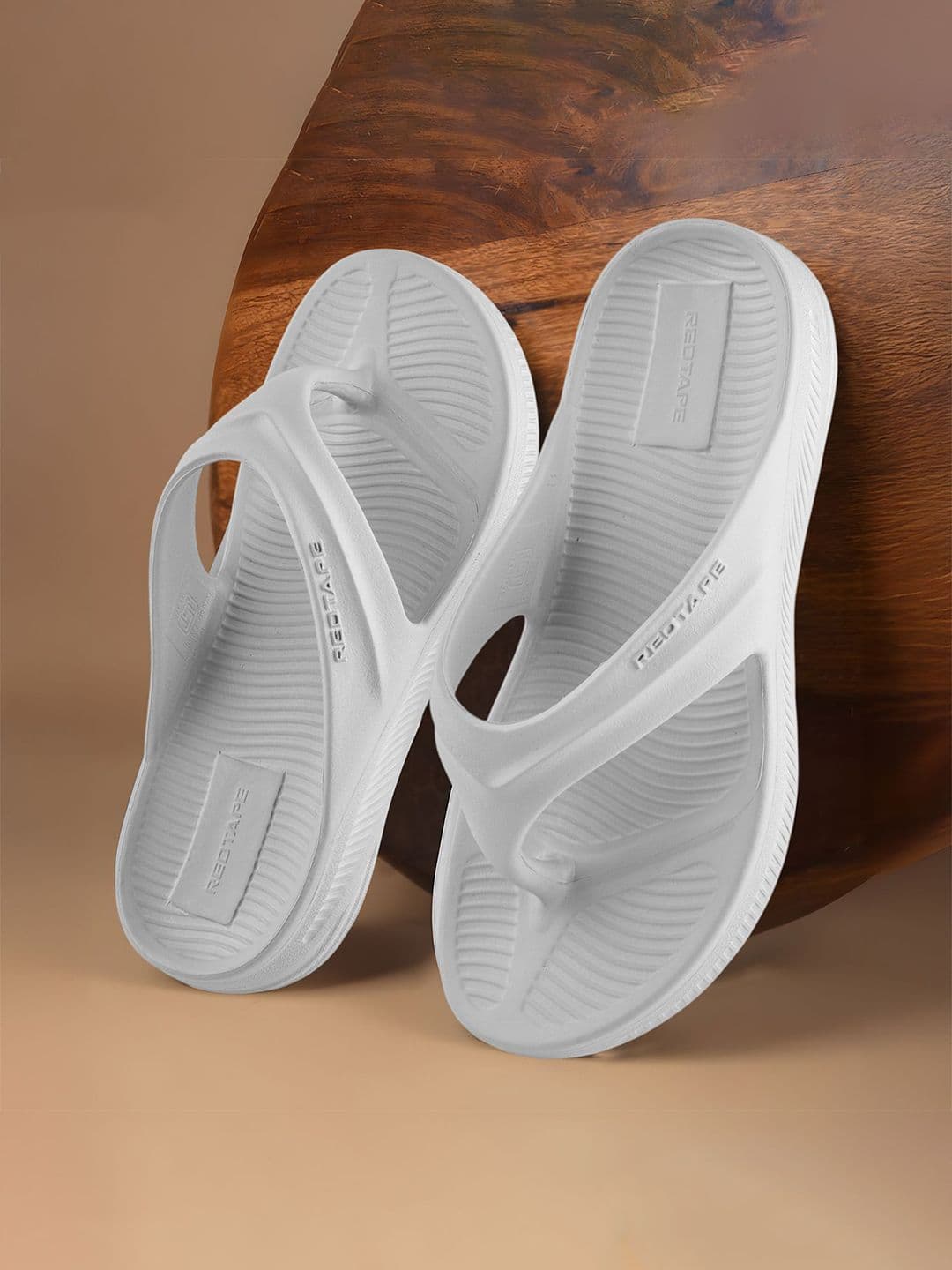 Red Tape Men Striped Thong Flip-Flops - view 1