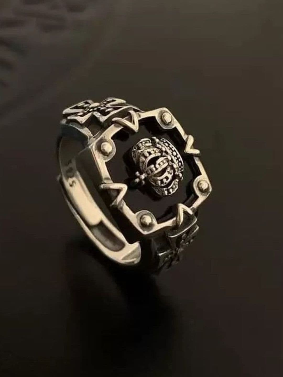 Ringzinnie Adjustable Finger Ring