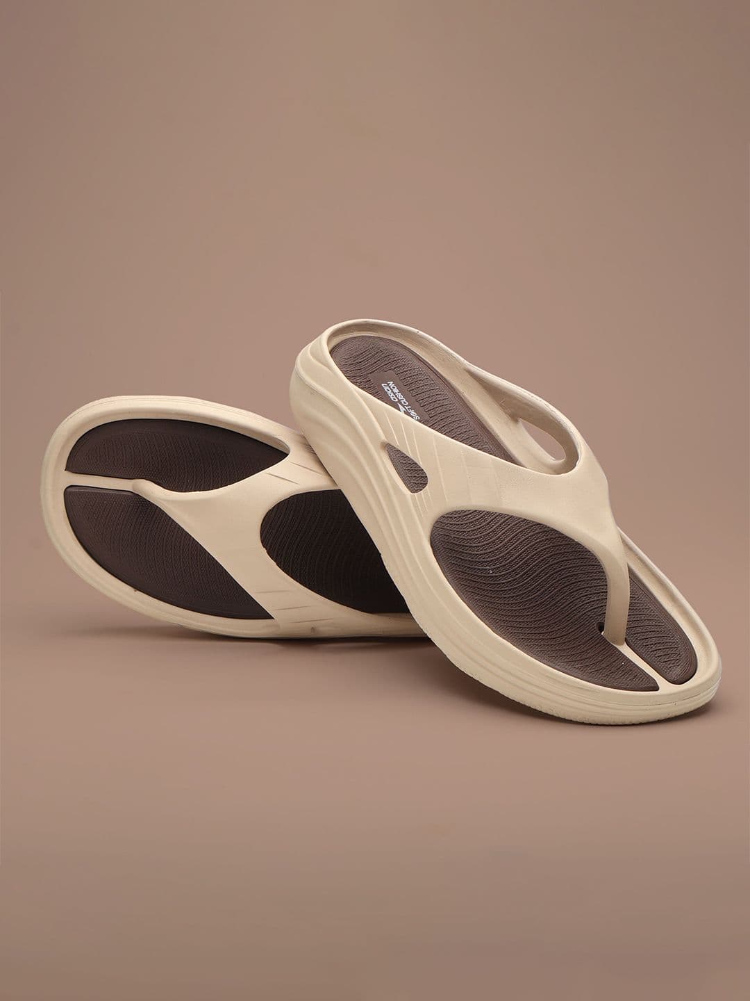 ASIAN SAFARI Men Thong Flip-Flops - view 1