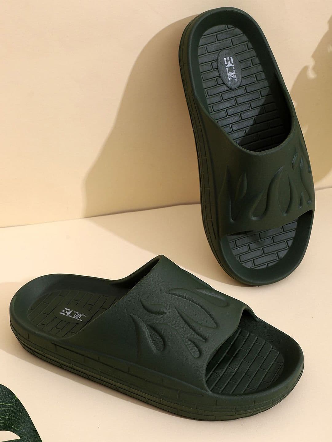 Hygear Flames Men Sliders Flip Flops - view 1