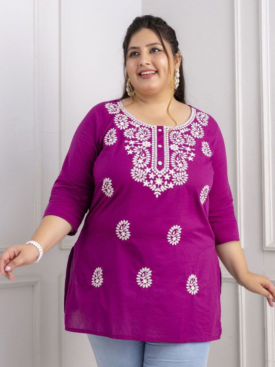 Lee Moda Plus Size Paisley Embroidered Round Neck Pure Cotton Kurti - view 1