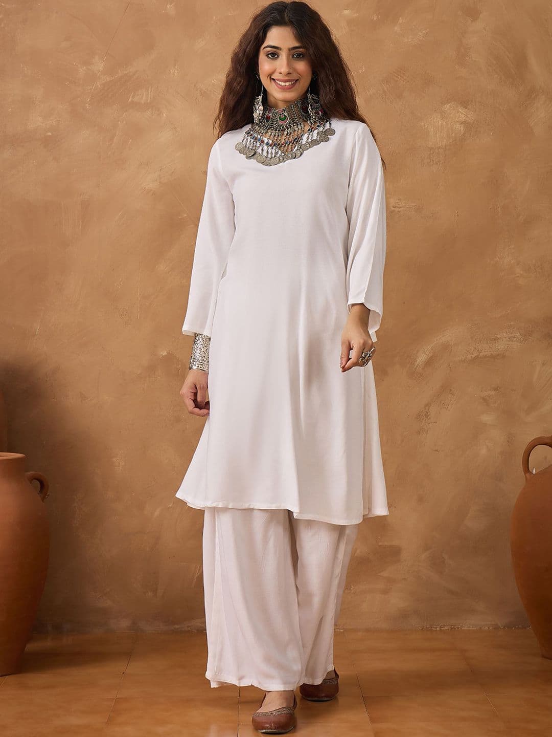 InWeave Women Solid Fusion Kurta with Palazzo - view 1