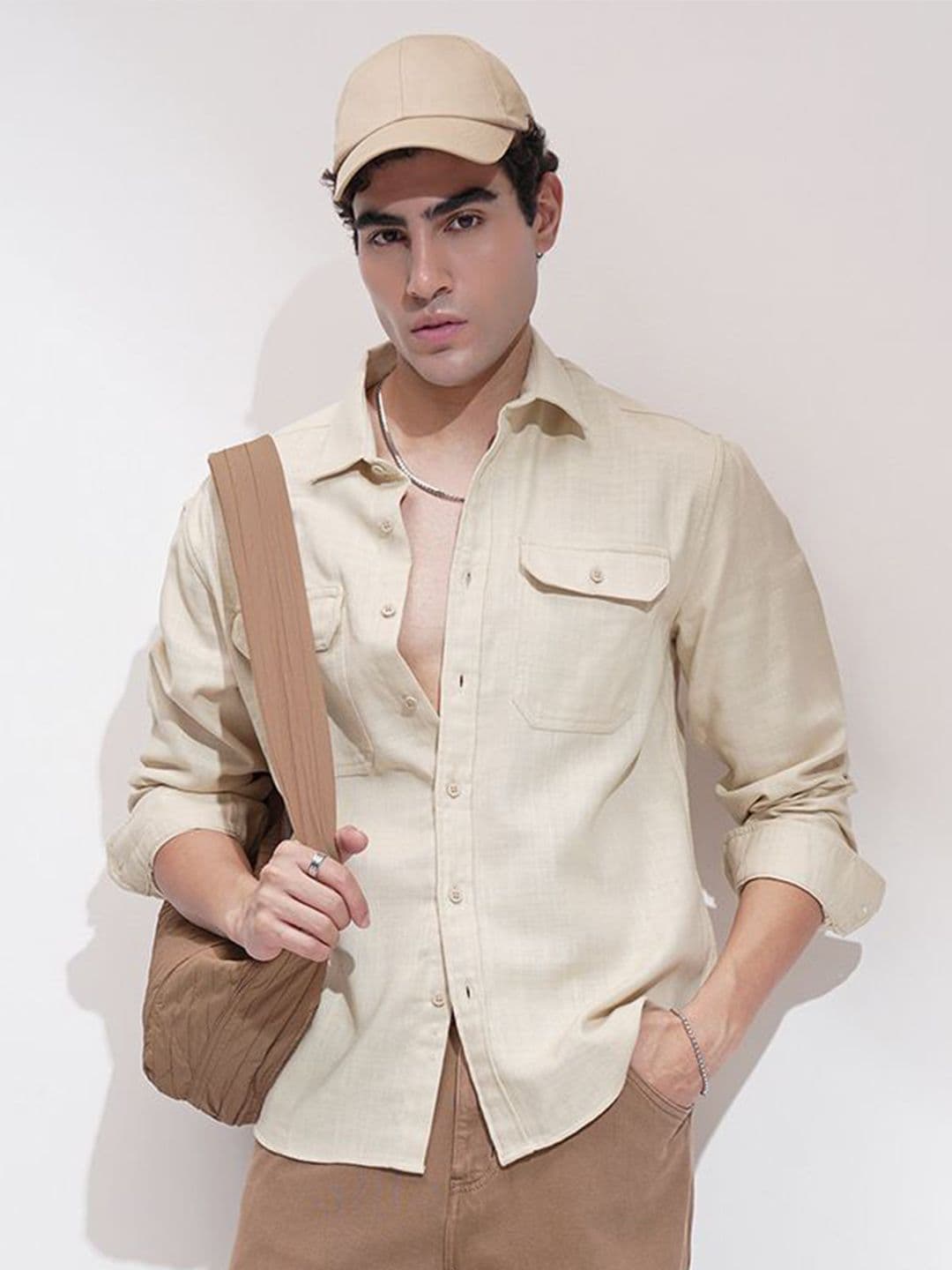 HIGHLANDER Cutaway Collar Relaxed Fit Cotton Shirt - view 1