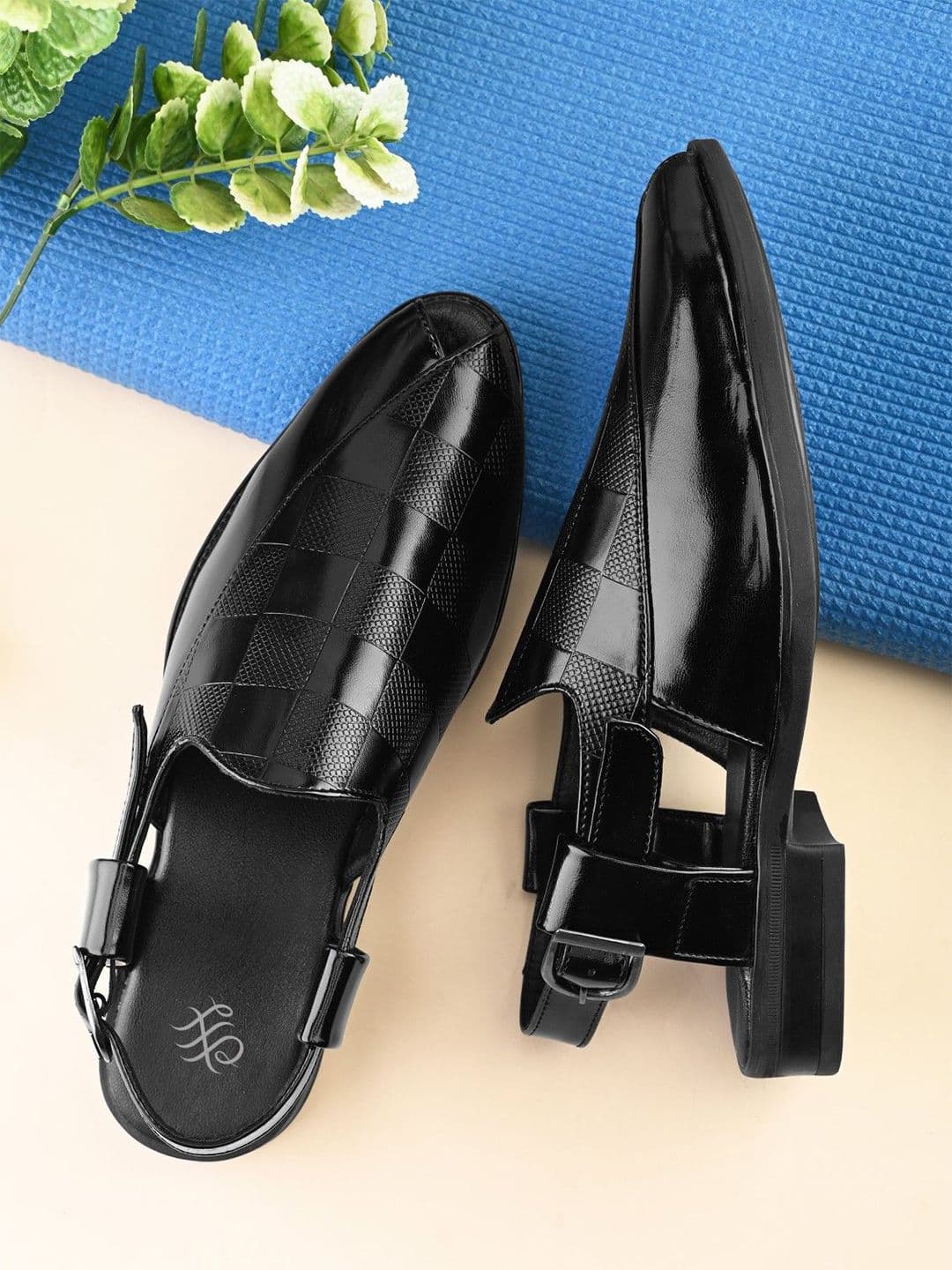 House of Pataudi Men Peshawari Shoe Styles Sandals - view 1