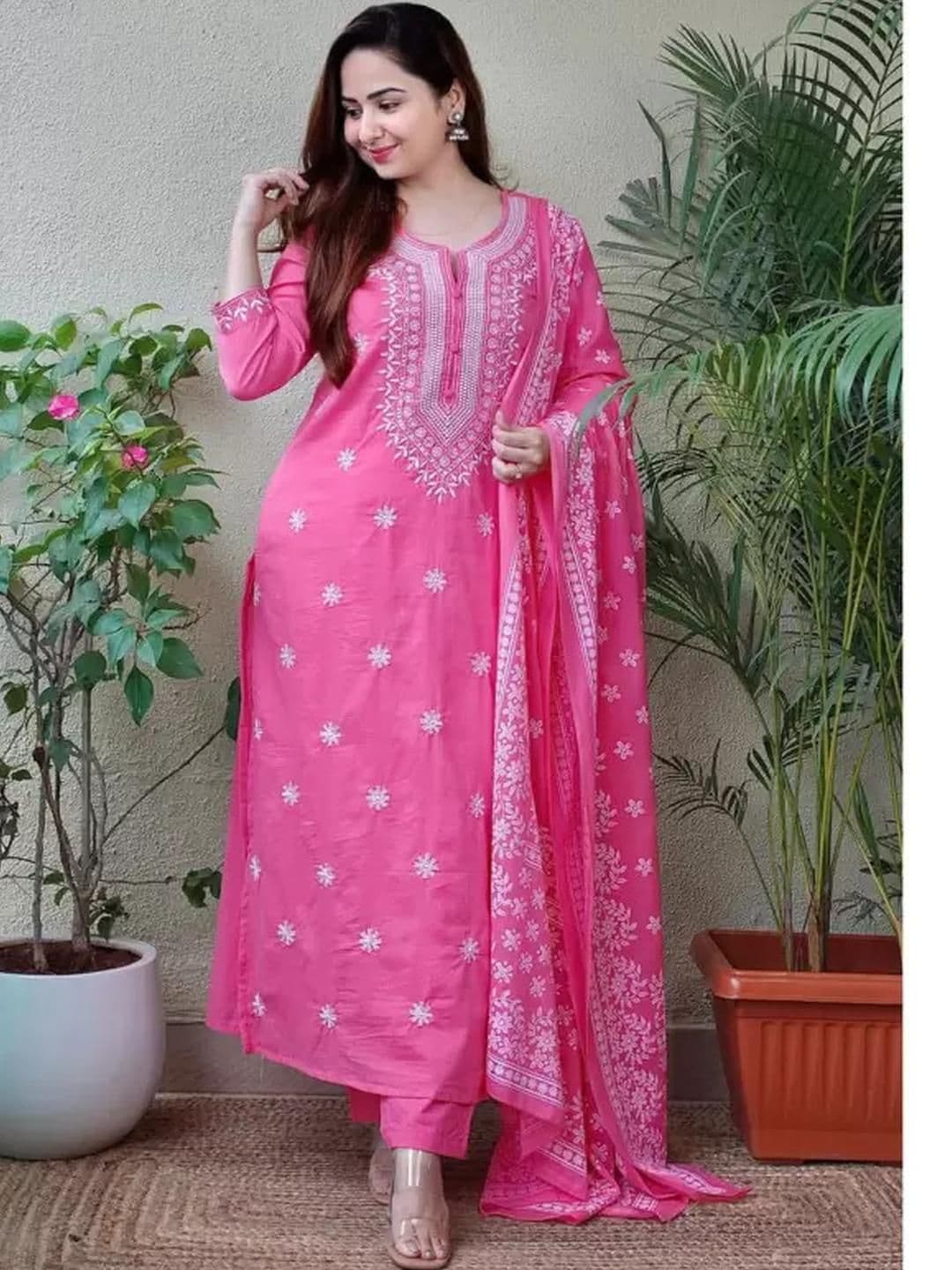 SUPPAR SLEAVE Women Cotton Blend Kurta Sets - view 1