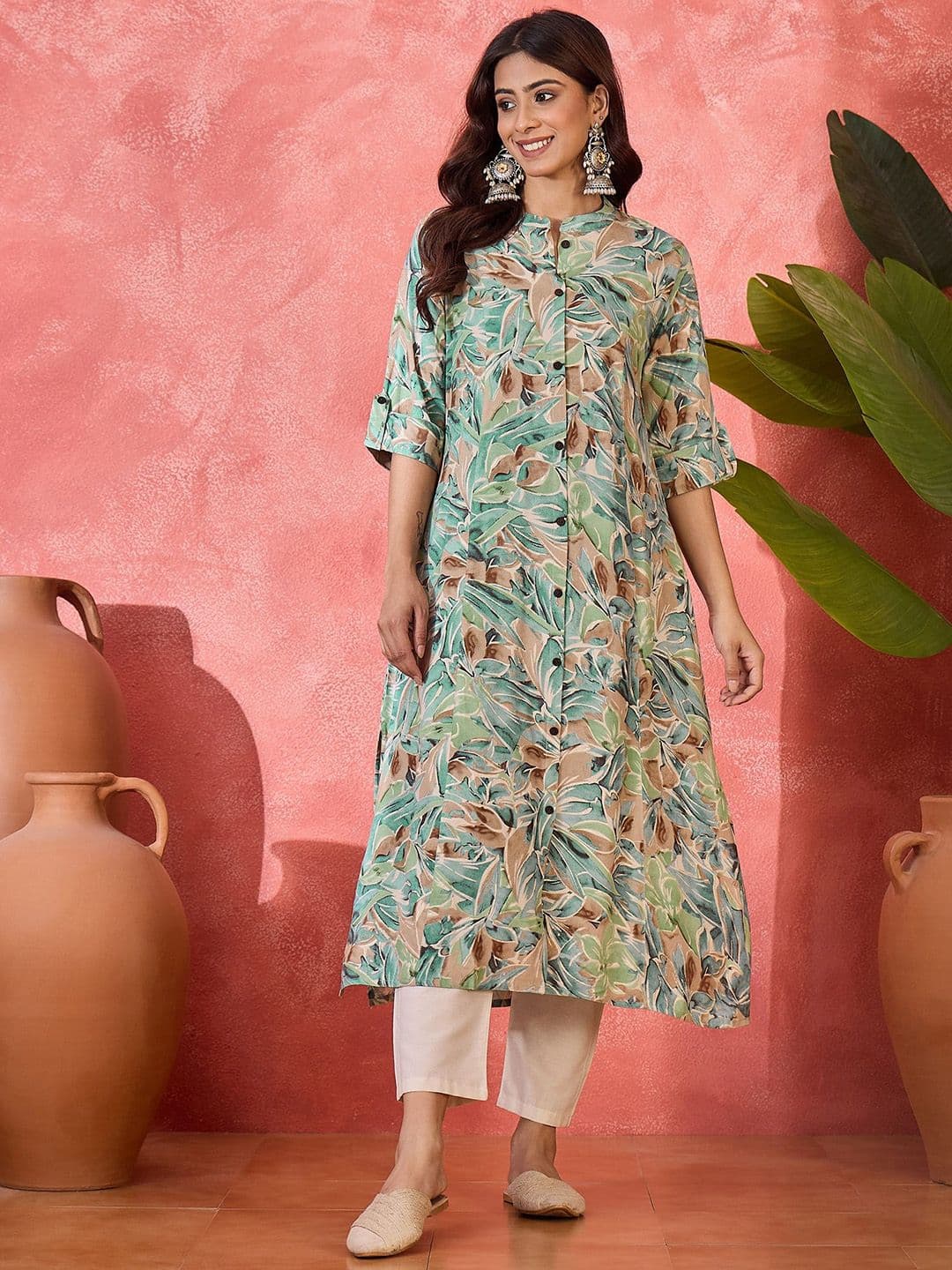 Sangria Women Floral Printed Daily A-Line Kurta - view 1