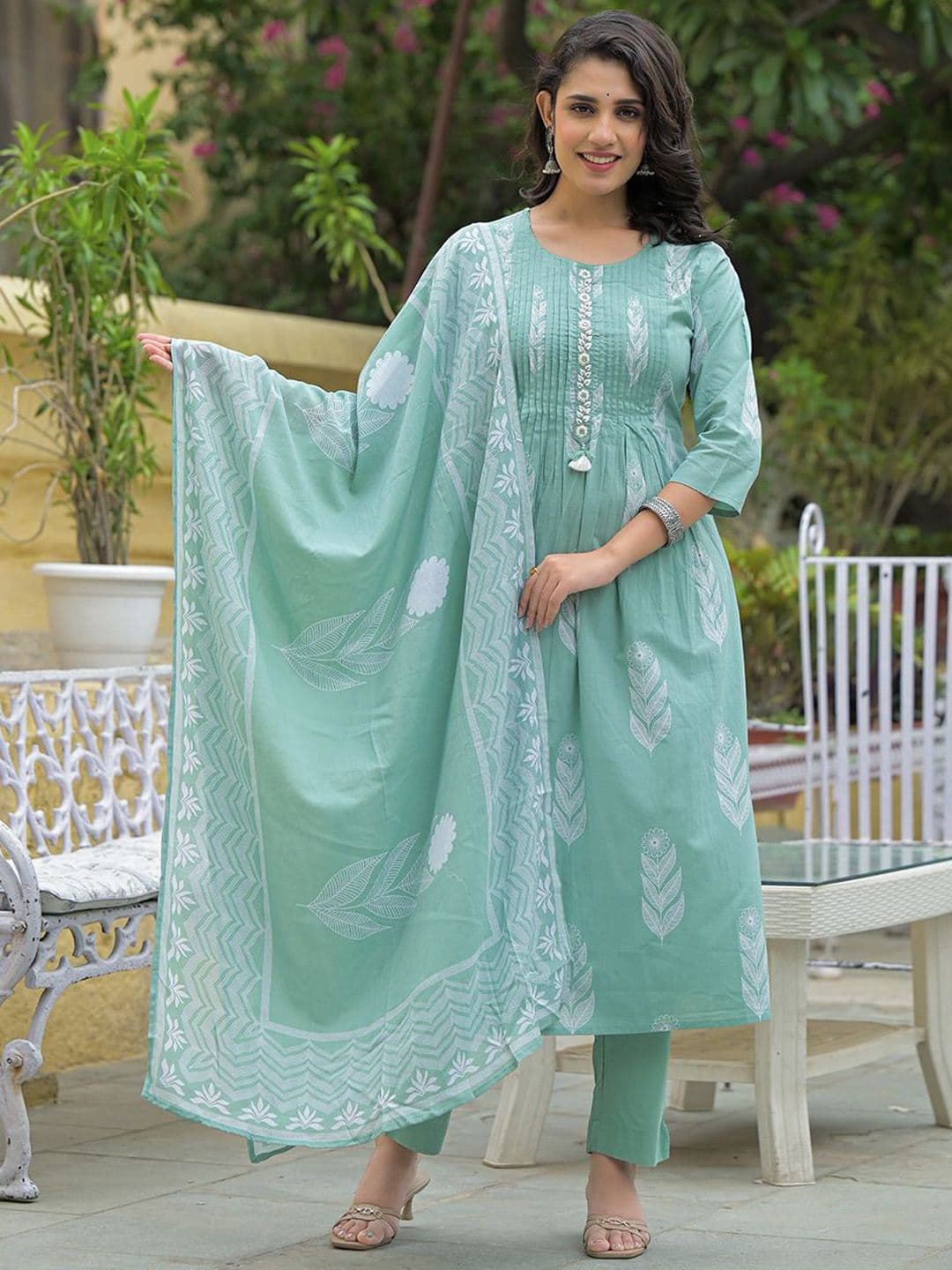 KALINI Women Floral Printed Pure Cotton Kurta with Trousers & With Dupatta Kurta Sets - view 1