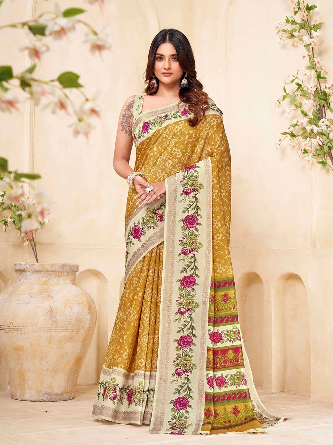 K 5 Fashion Women Floral Printed Saree - view 1