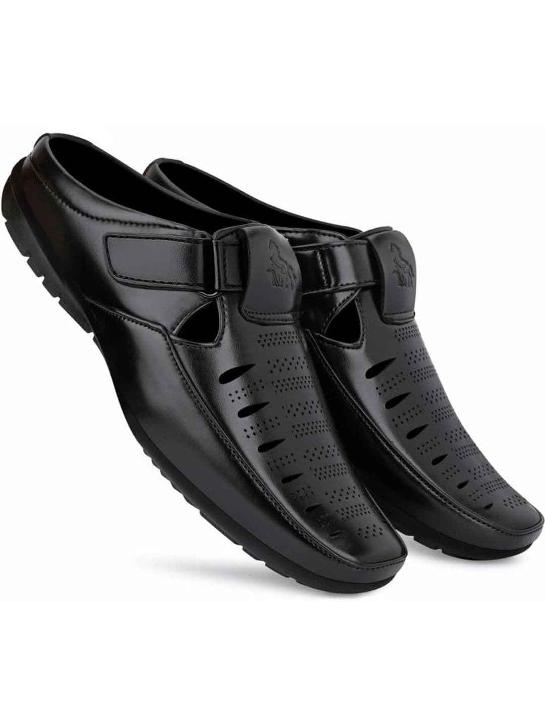 Blue Horse Men Comfort Sandals - view 1