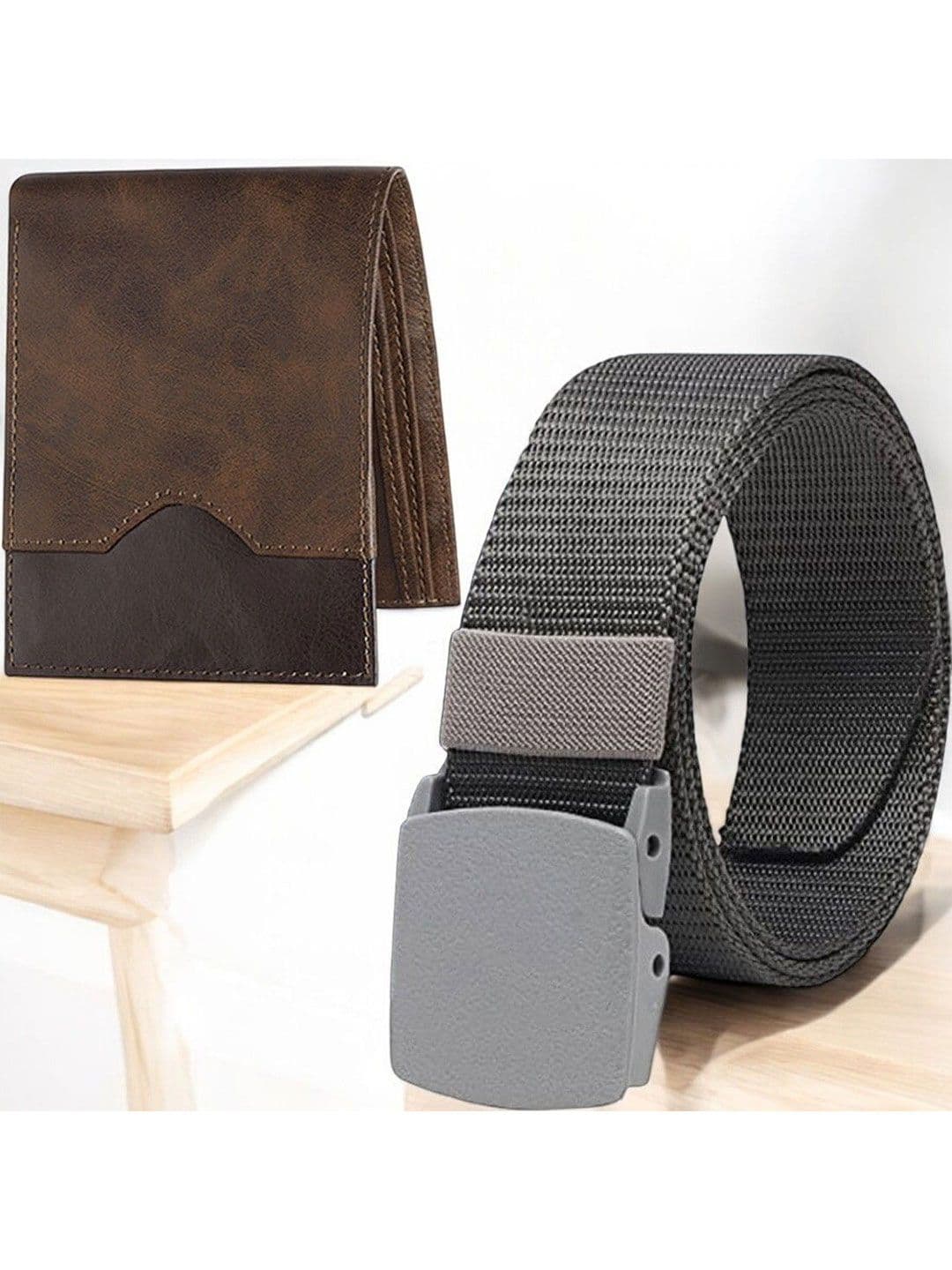 Metronaut Men Accessory Gift Set of Wallet and belt