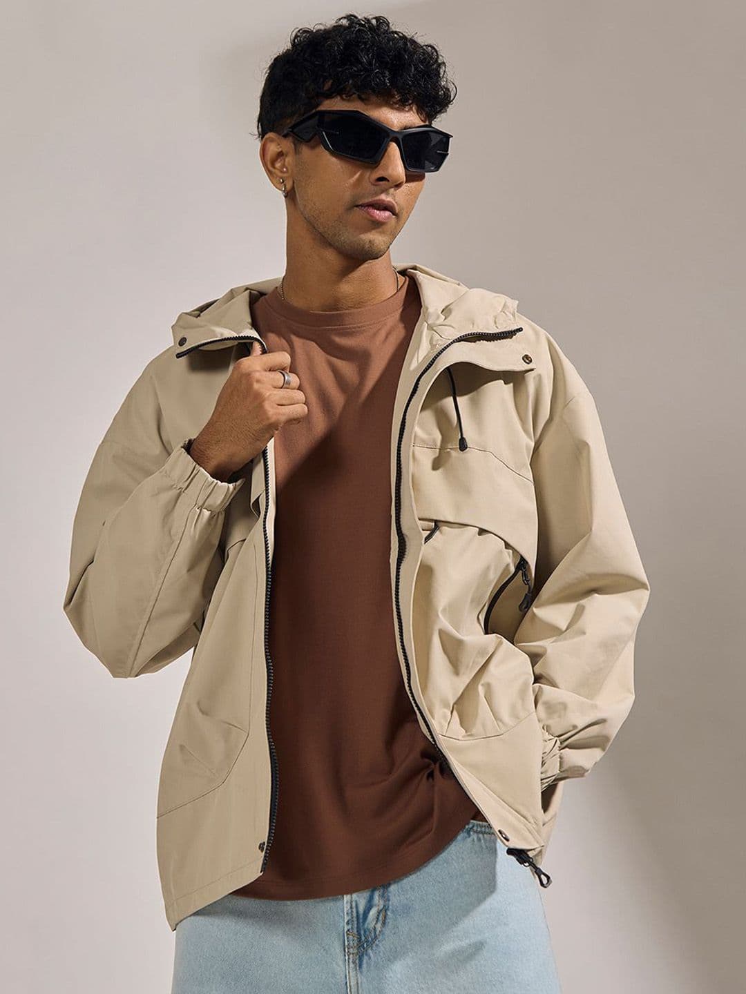 Espanshe Men Solid Hooded Sporty Jacket - view 1