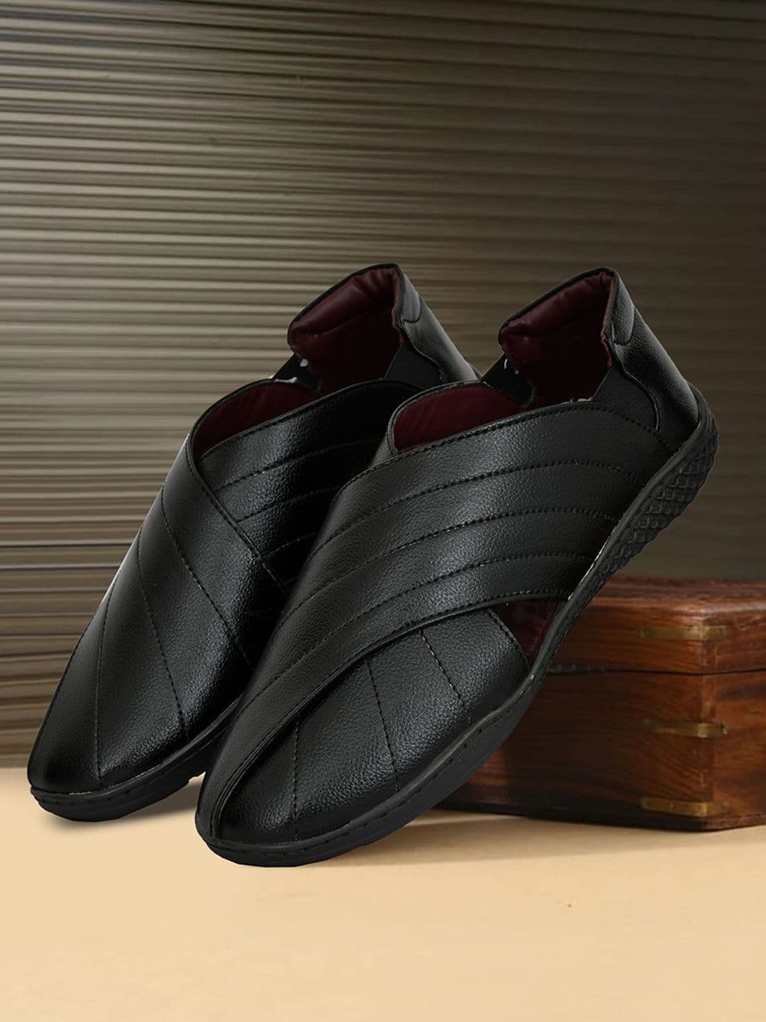 Groofer Men Shoe-Style Sandals - view 1