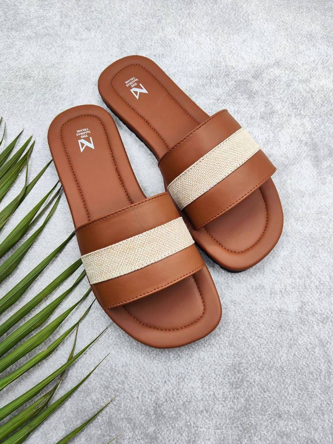 THE MADRAS TRUNK Men Open Toe Flats - view 1