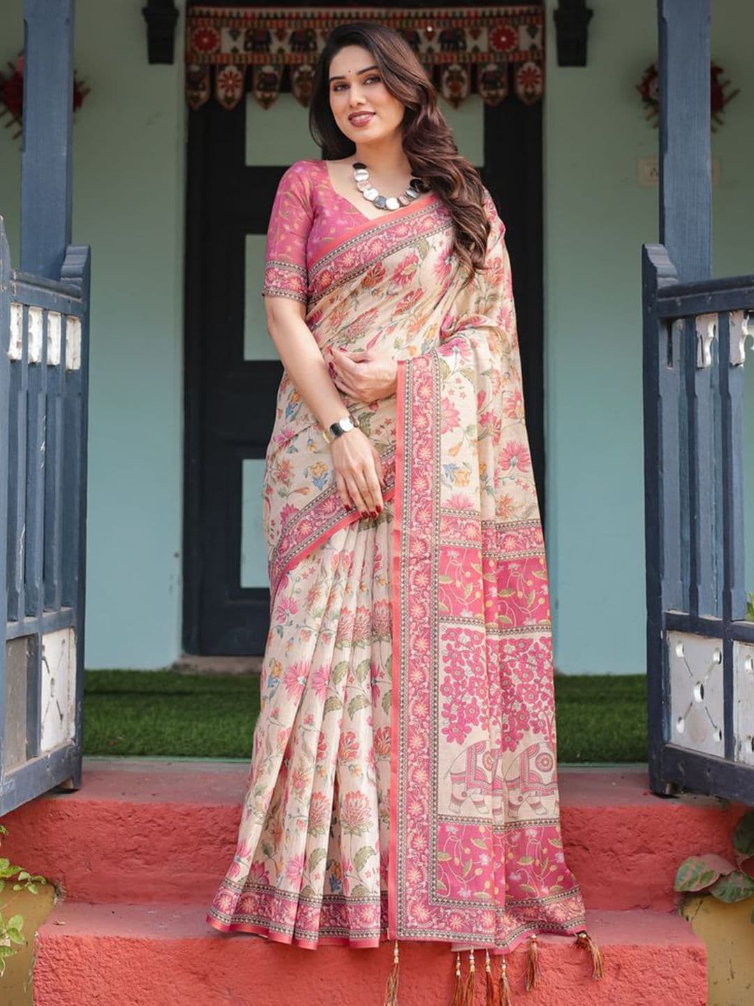 ALMAARI FASHION Floral Printed Pure Cotton Saree - view 1