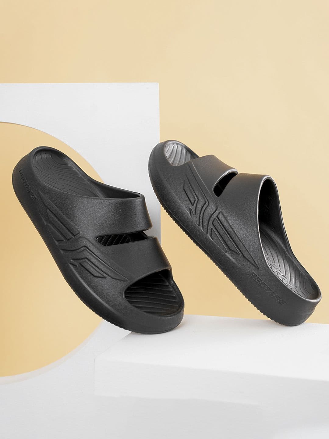 Red Tape Men EVA Sliders Flip Flops - view 1