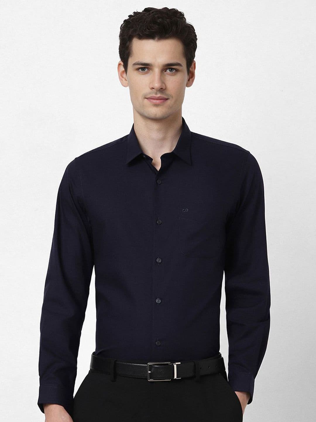 Peter England Casuals Slim Fit Textured Spread Collar Cotton Casual Shirt - view 1