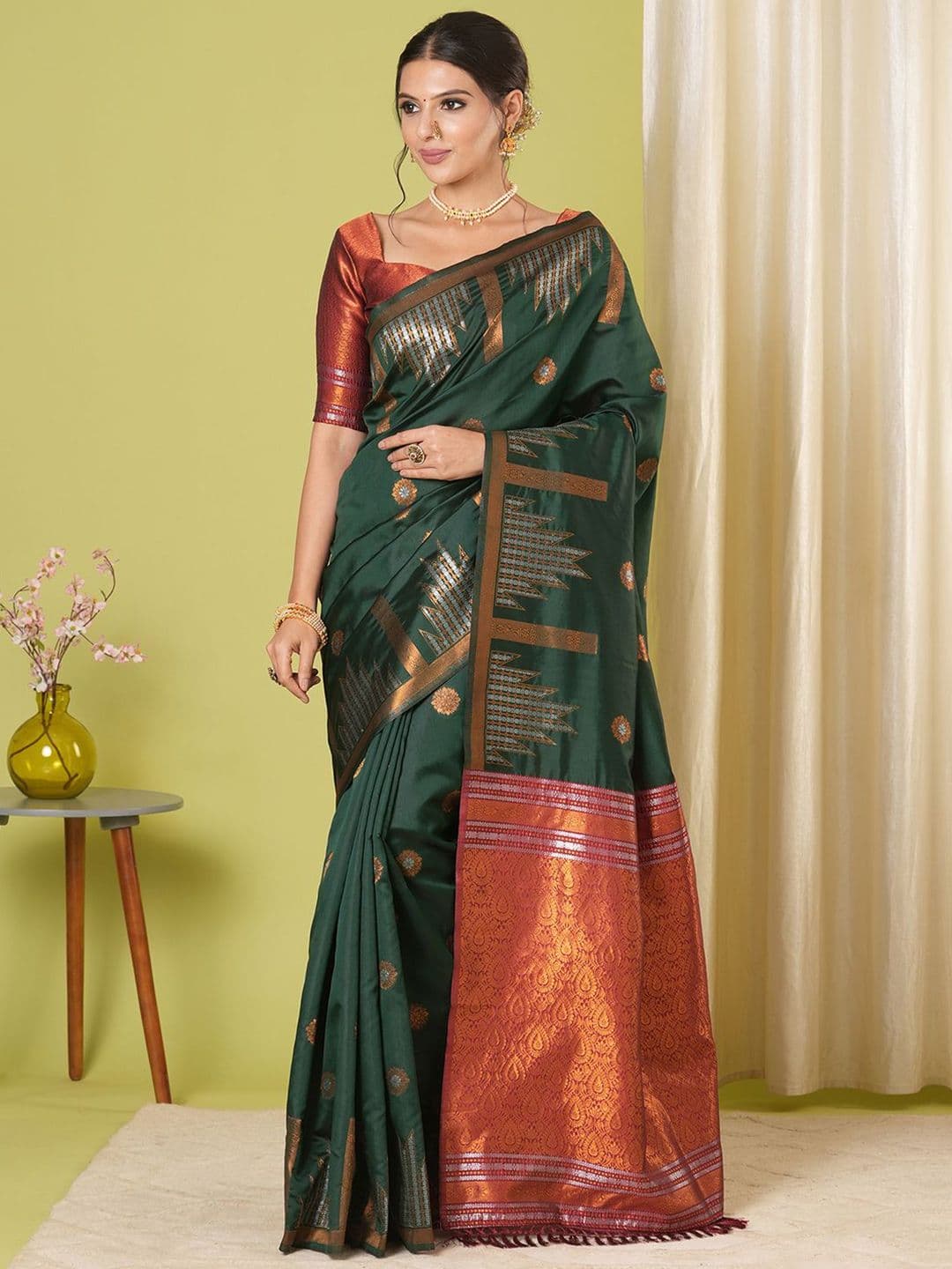 HERE&NOW Ethnic Motifs Woven Design Zari Banarasi Saree - view 1