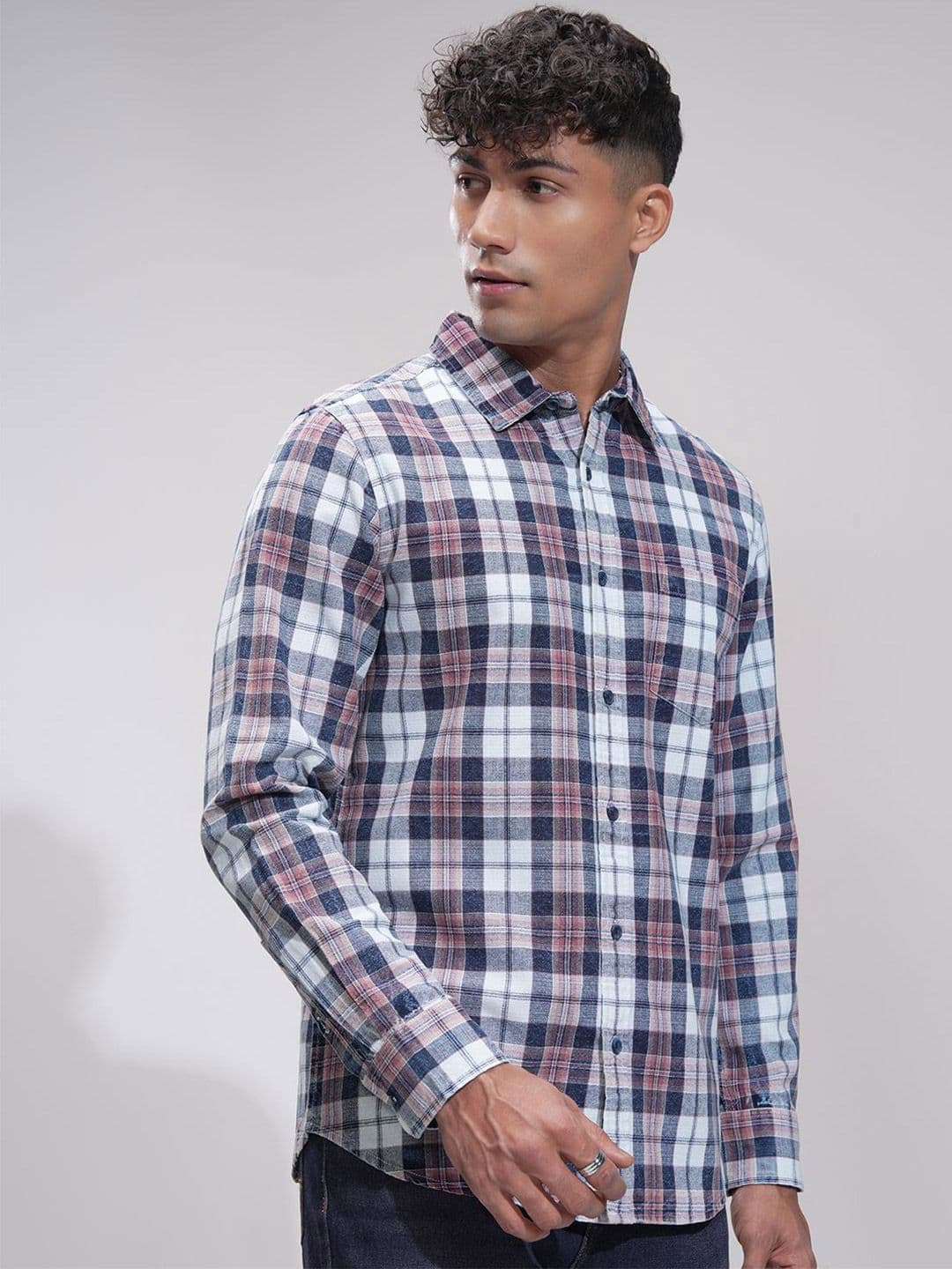 HIGHLANDER Men Comfort Slim Fit Opaque Checked Casual Shirt - view 1