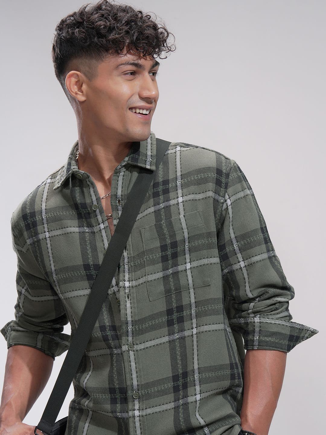 HIGHLANDER Men Comfort Opaque Checked Casual Regular Fit Shirt - view 1